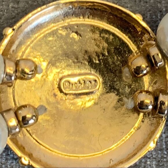 Vintage Butler Faux Pearl Starfish Bracelet Gold Tone & Enamel - Picture 7 of 9